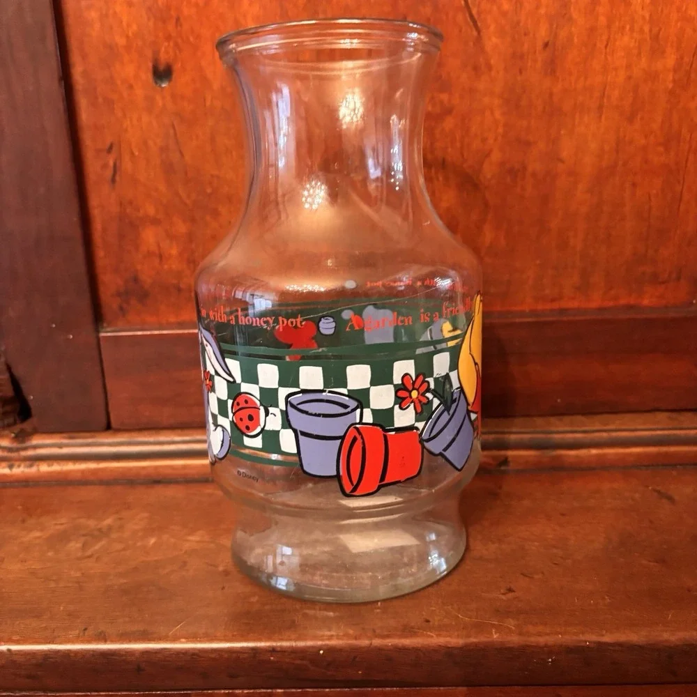 Vintage Anchor Hocking Disney Winnie the Pooh Glass Juice Carafe Pitcher‎ Eeyore